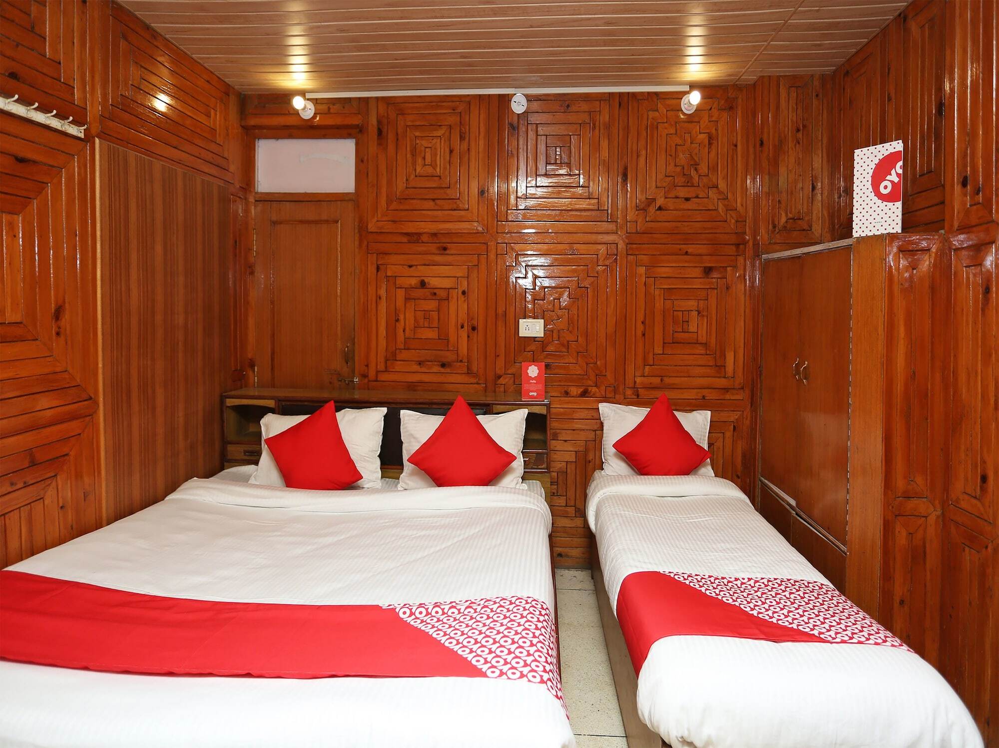 Oyo 16561 Surya Nainital